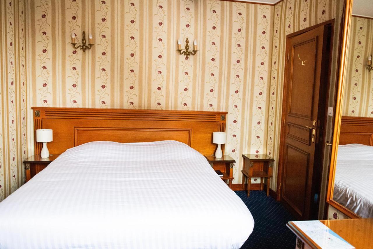 Hotel Jolly Roger Dunkirk Eksteriør billede